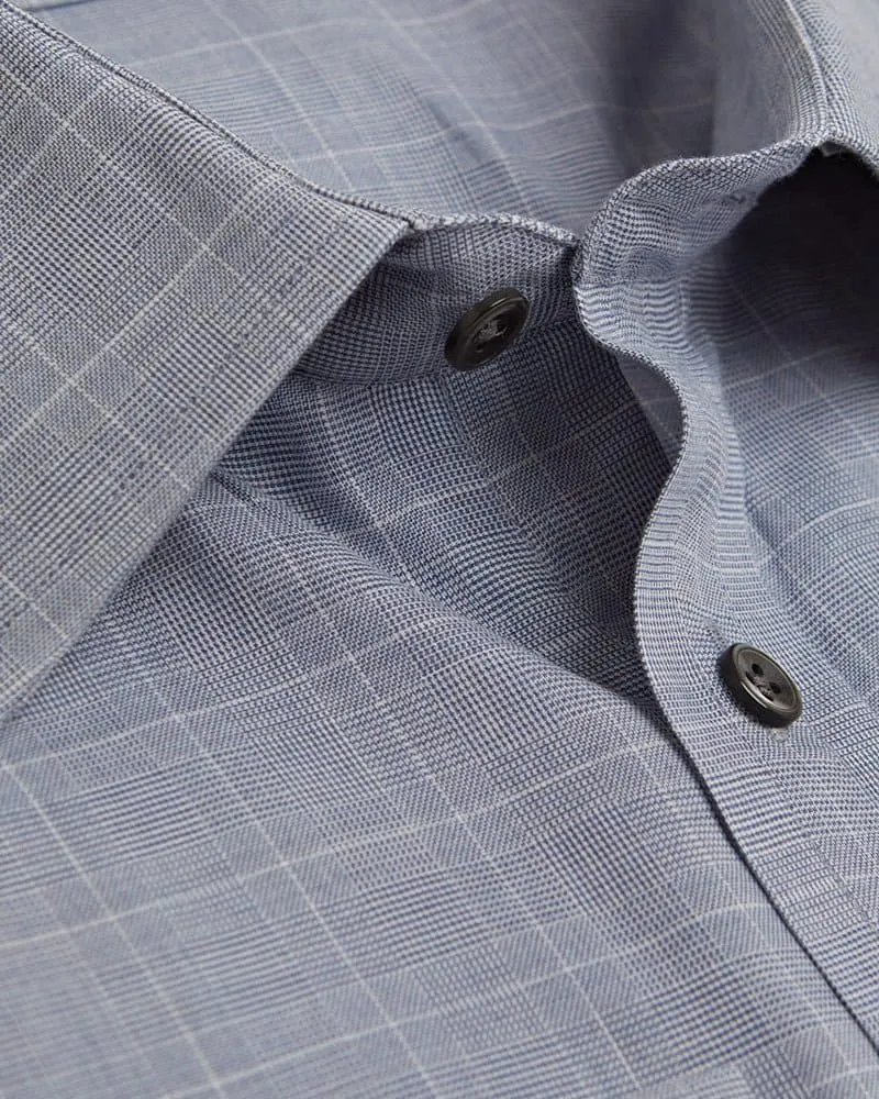 Contemporary Fit, Classic Collar, 2 Button Cuff Shirt in a Blue & White Check Twill Cotton