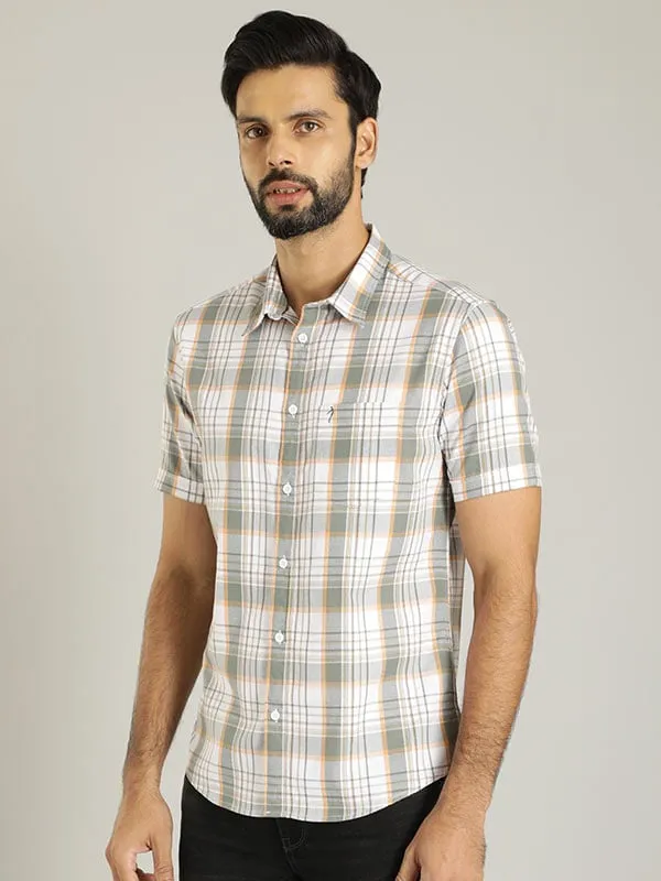 Men Checked Half Sleeve Cotton Shirt