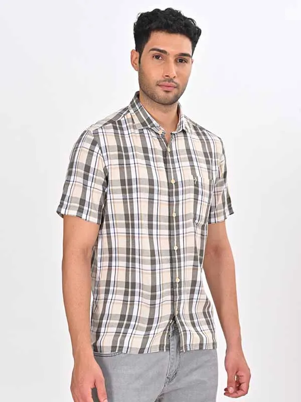 Men Checked Half Sleeve Viscose Blend Shirt