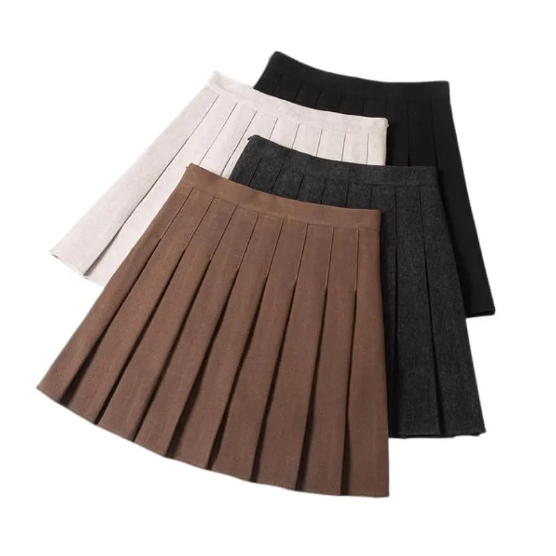 Short / Medium winter pleated skirt