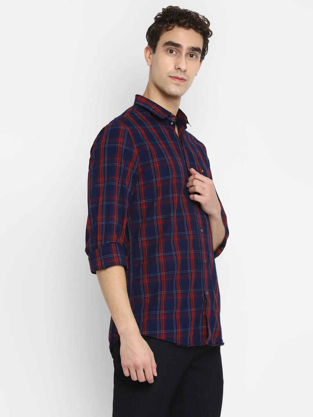 Turtle Men Navy & Red Cotton Checked Slim Fit Shirts